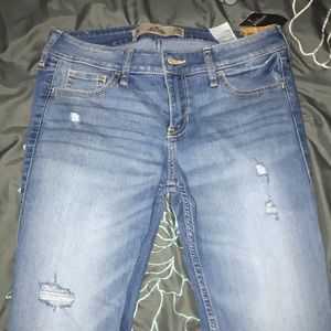 Hollister Super Skinny Jeans
